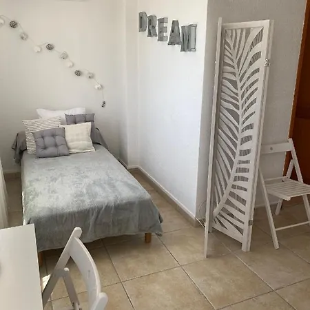 Villa Bord De Mer Avec Piscine Chauffee فيلة *